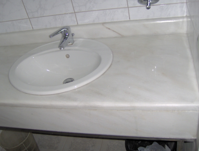 click pentru marire